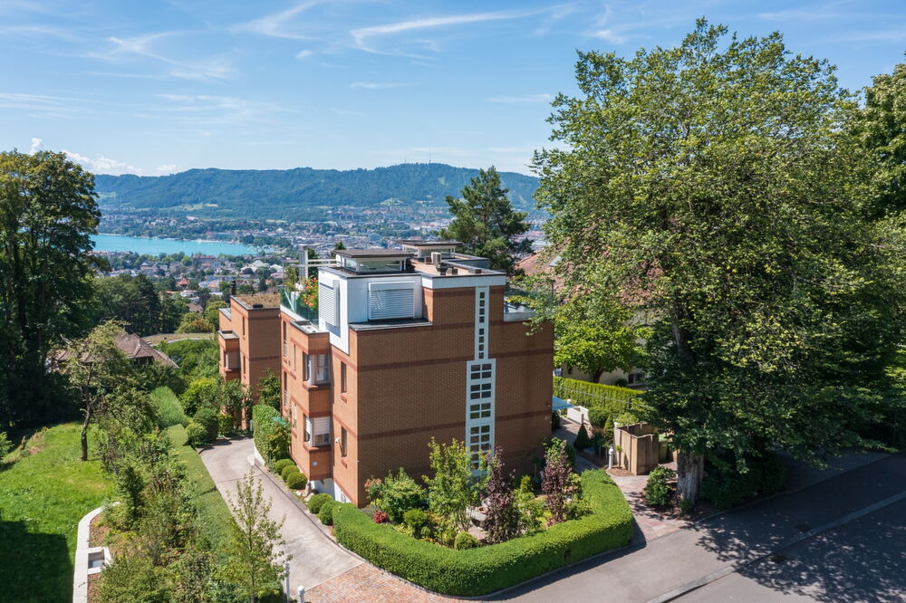 Zürichberg: Grandiose Stadtvilla – Le Cube Bellevue